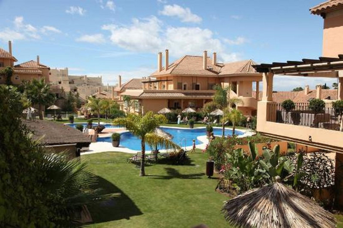Se vende Apartamento Planta Baja de 2 dormitorios en Costa Del Sol, Málaga, España