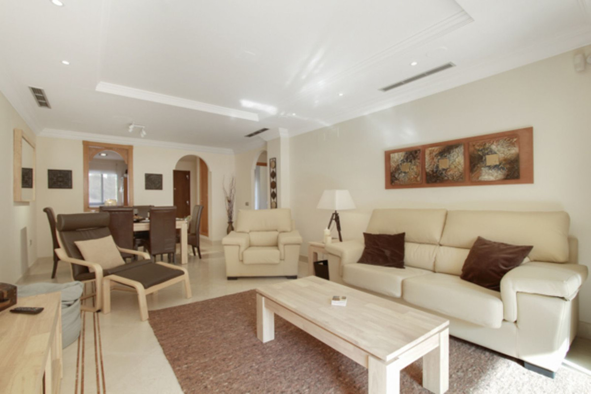 Se vende Apartamento Planta Baja de 2 dormitorios en Costa Del Sol, Málaga, España