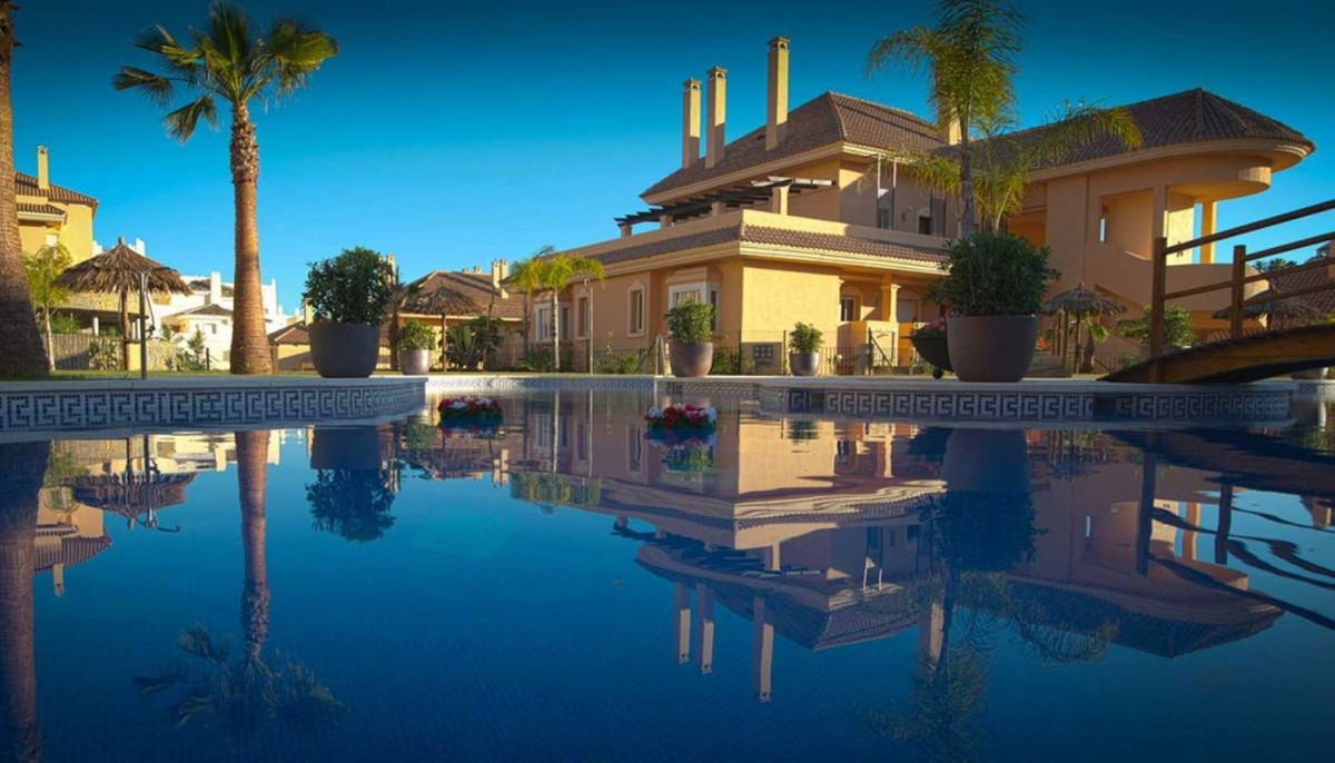 Se vende Apartamento Planta Baja de 2 dormitorios en Costa Del Sol, Málaga, España