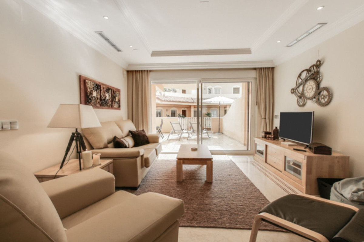 Se vende Apartamento Planta Baja de 2 dormitorios en Costa Del Sol, Málaga, España