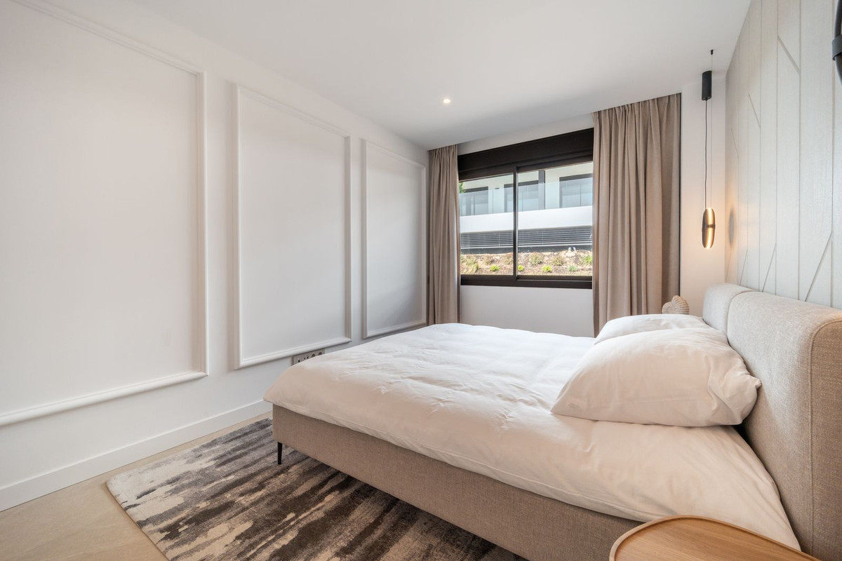 2 Bed Apartment for sale in Marbella Costa Del Sol, Málaga, Spain