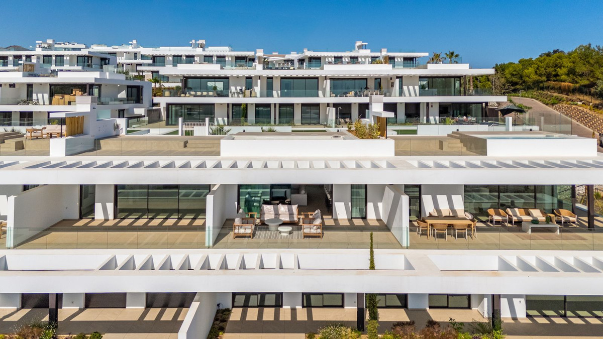 2 Bed Apartment for sale in Marbella Costa Del Sol, Málaga, Spain