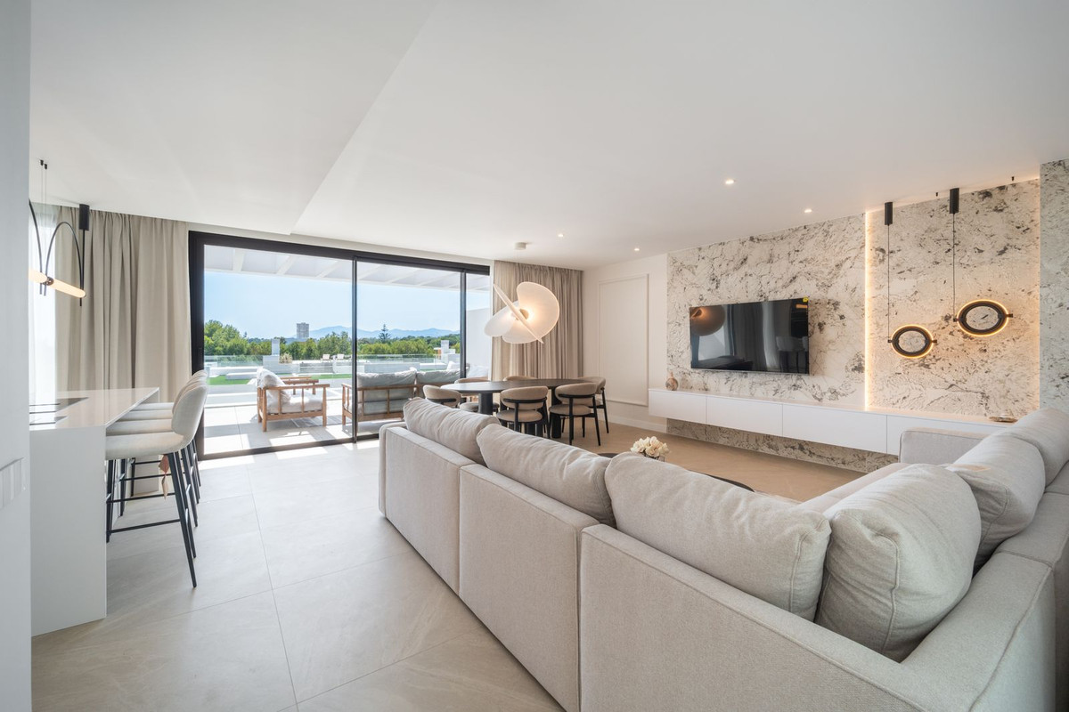 2 Bed Apartment for sale in Marbella Costa Del Sol, Málaga, Spain