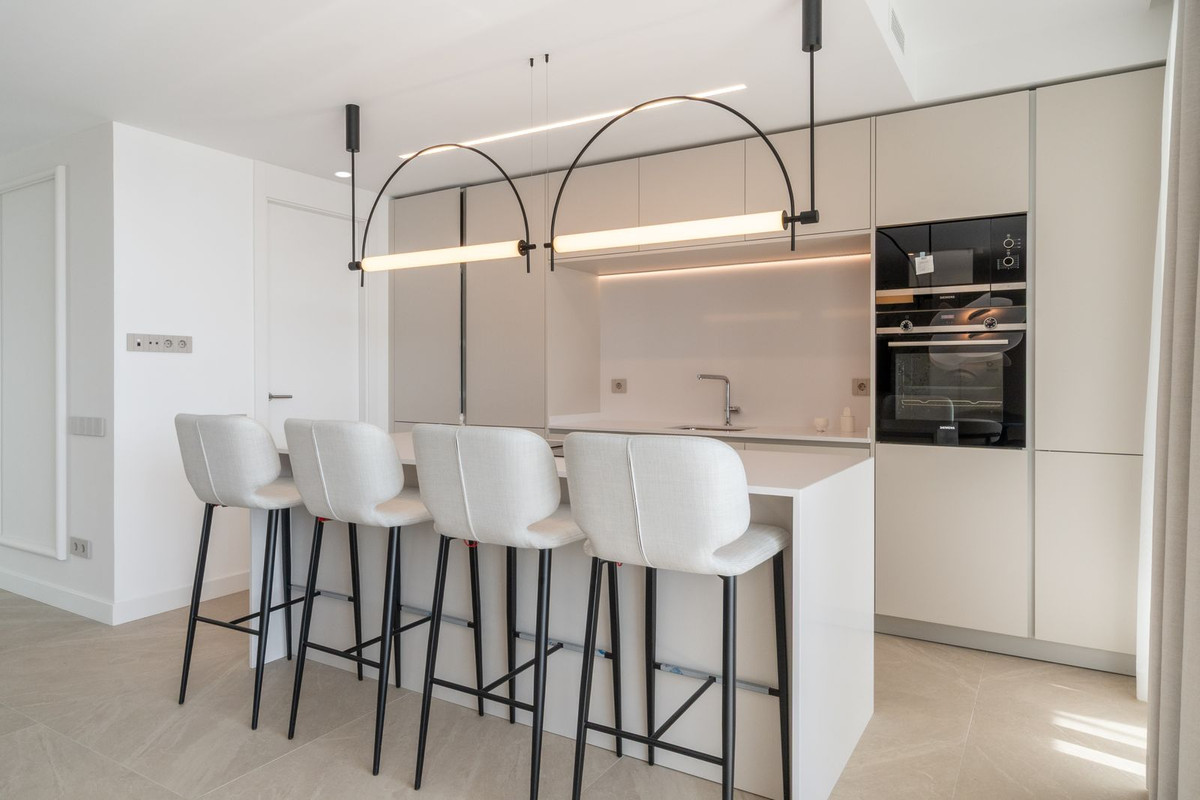 2 Bed Apartment for sale in Marbella Costa Del Sol, Málaga, Spain