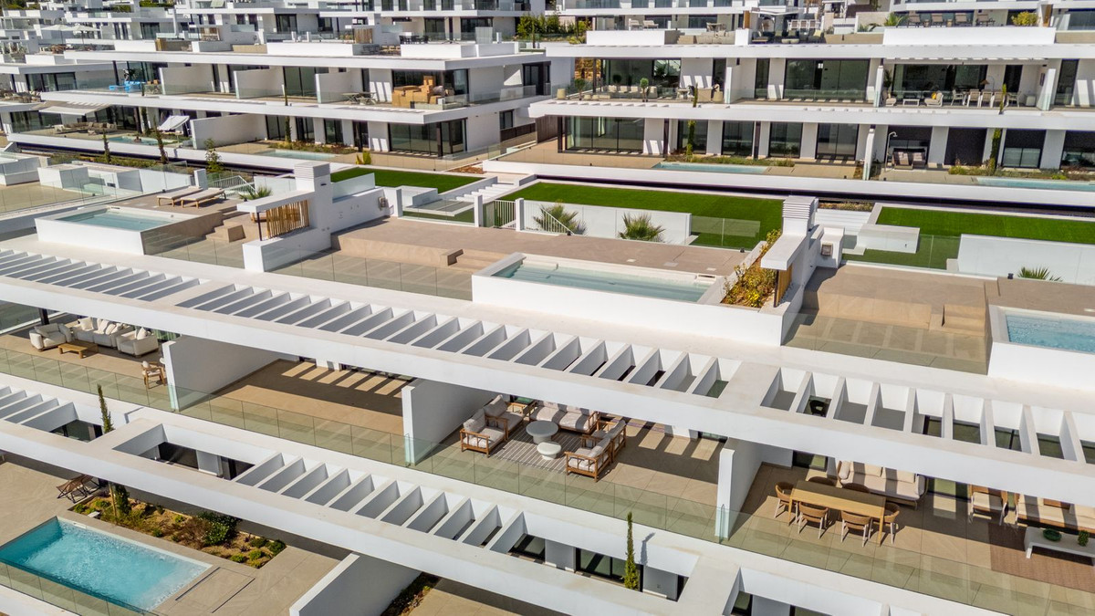2 Bed Apartment for sale in Marbella Costa Del Sol, Málaga, Spain