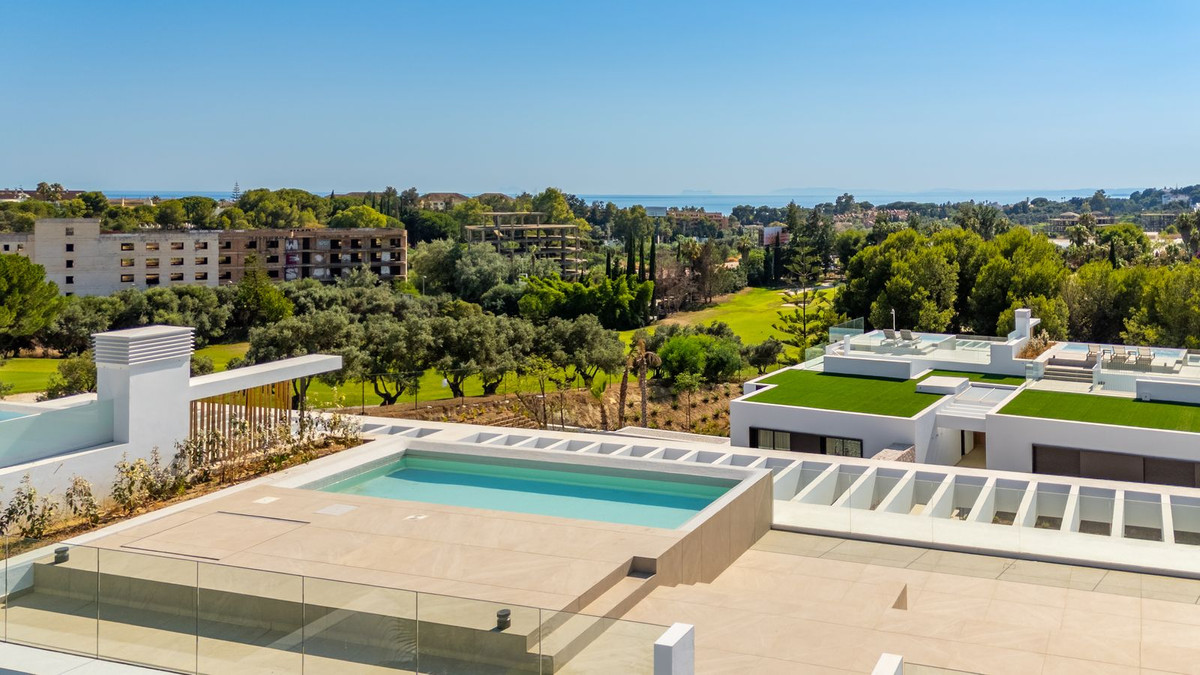 2 Bed Apartment for sale in Marbella Costa Del Sol, Málaga, Spain