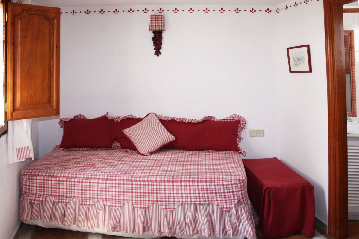 3 Bed Townhouse for sale in Guadalmina Baja Costa Del Sol, Málaga, Spain