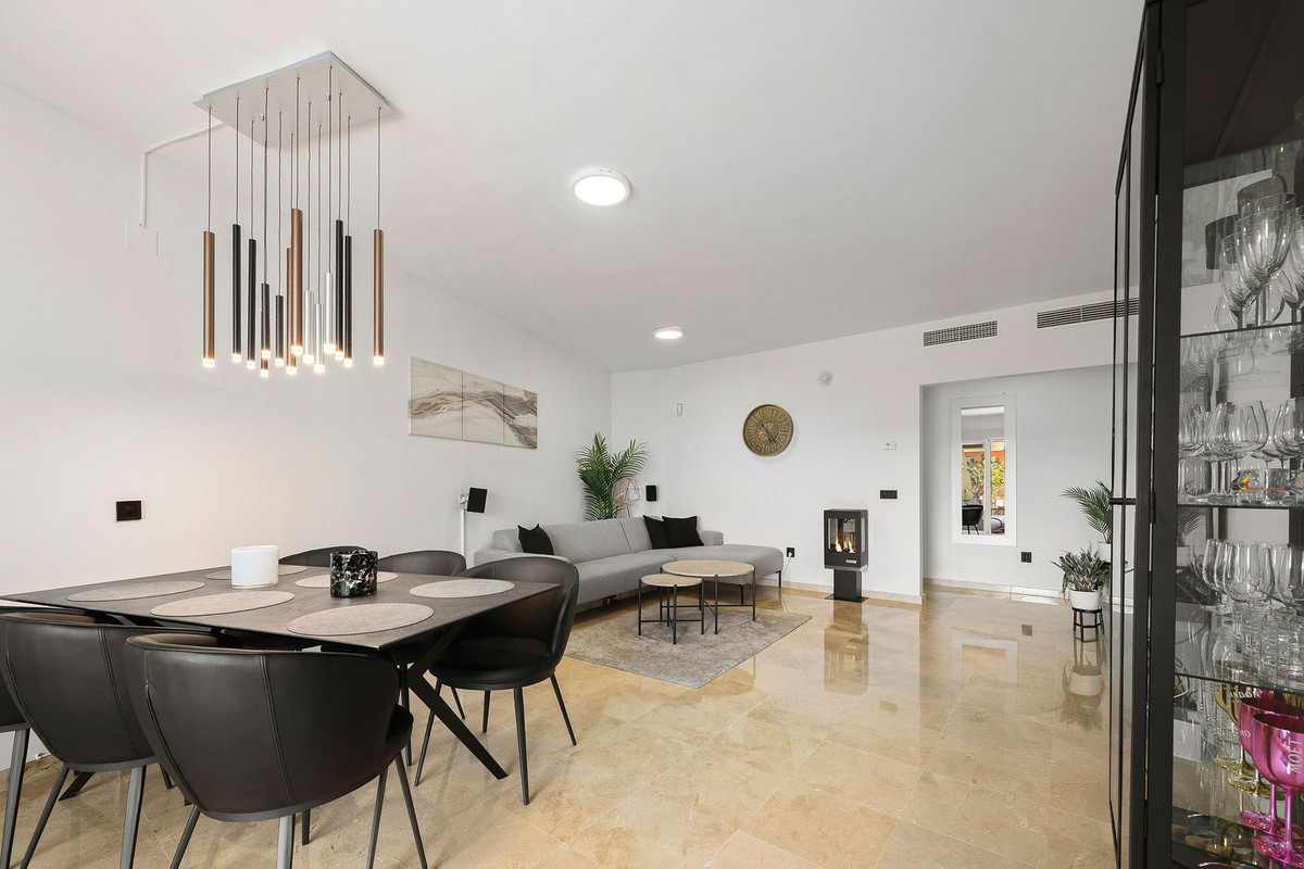 3 Bed Apartment for sale in Torreblanca Costa Del Sol, Málaga, Spain