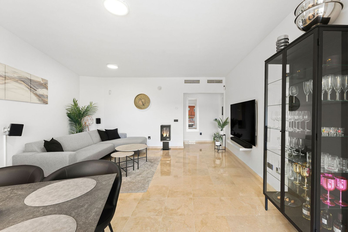 3 Bed Apartment for sale in Torreblanca Costa Del Sol, Málaga, Spain