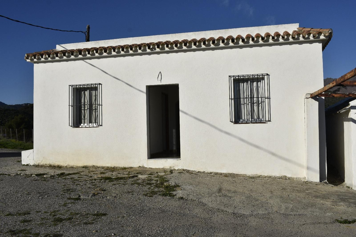Plots for sale in Casares Costa Del Sol, Málaga, Spain