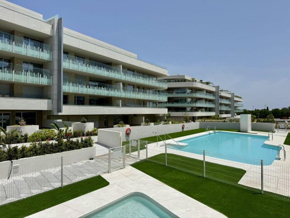 Commercial unit for sale in San Pedro De Alcántara Costa Del Sol, Málaga, Spain