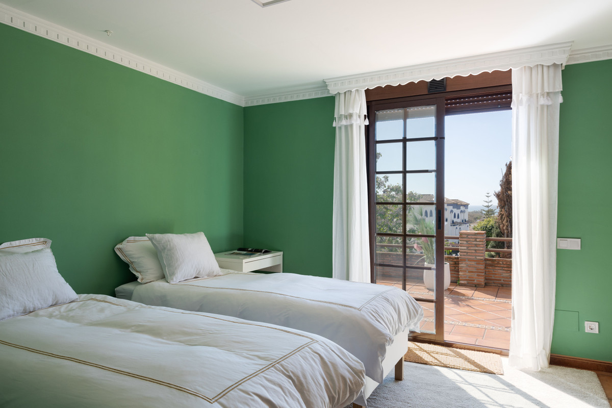 4 Bed Townhouse for sale in San Pedro De Alcántara Costa Del Sol, Málaga, Spain