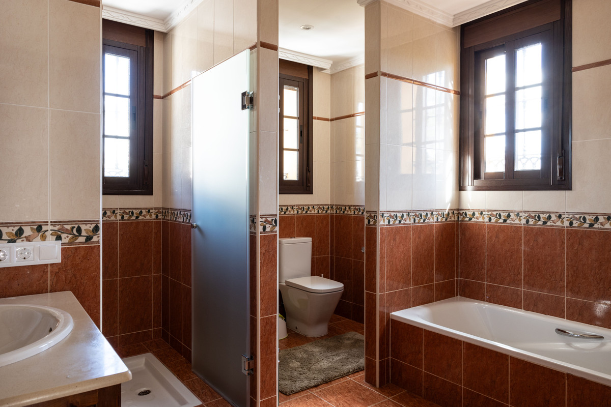 4 Bed Townhouse for sale in San Pedro De Alcántara Costa Del Sol, Málaga, Spain