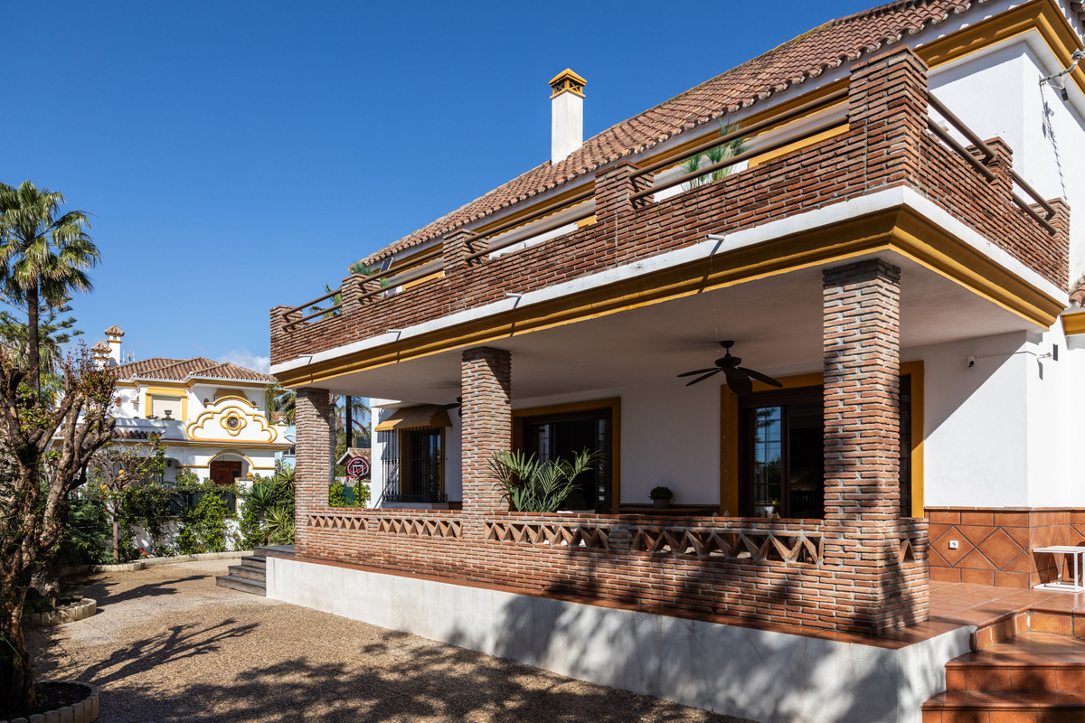 4 Bed Townhouse for sale in San Pedro De Alcántara Costa Del Sol, Málaga, Spain