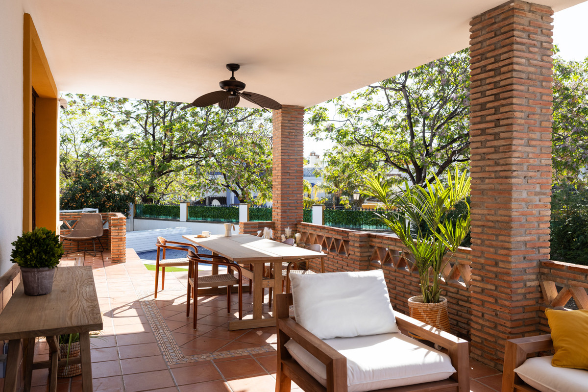 4 Bed Townhouse for sale in San Pedro De Alcántara Costa Del Sol, Málaga, Spain