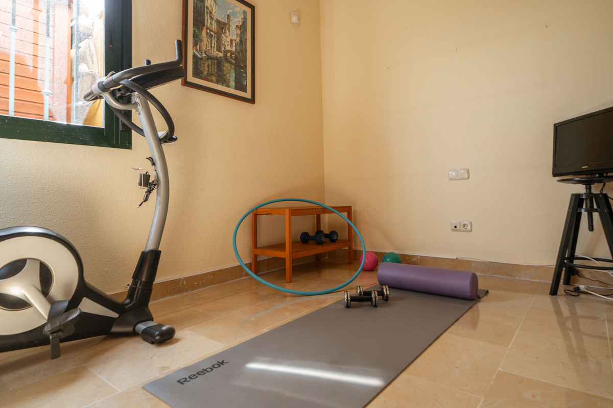 4 Bed Apartment for sale in San Pedro De Alcántara Costa Del Sol, Málaga, Spain
