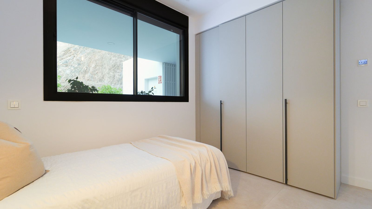Se vende Apartamento Planta Baja de 2 dormitorios en Costa Del Sol, Málaga, España