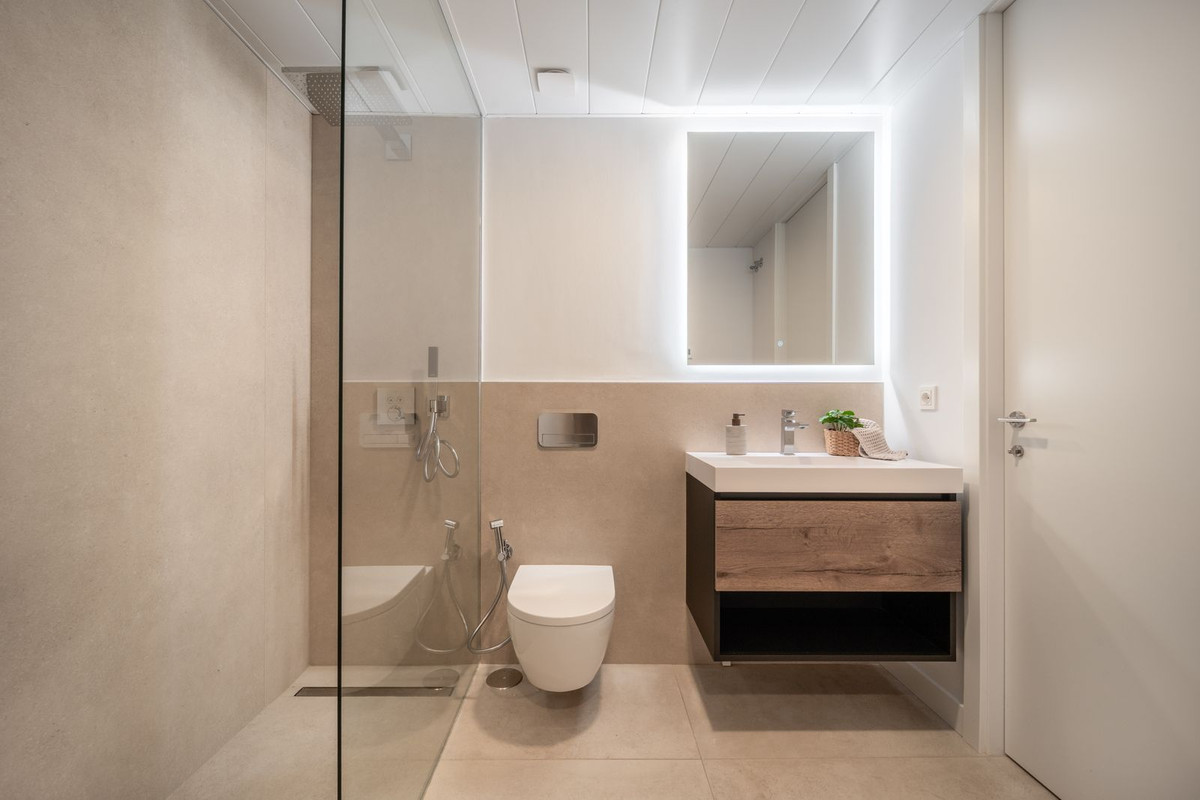 Se vende Apartamento Planta Baja de 2 dormitorios en Costa Del Sol, Málaga, España