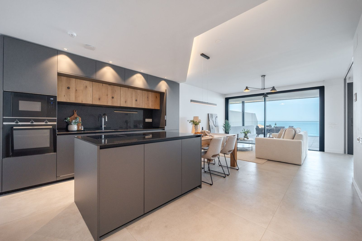 Se vende Apartamento Planta Baja de 2 dormitorios en Costa Del Sol, Málaga, España