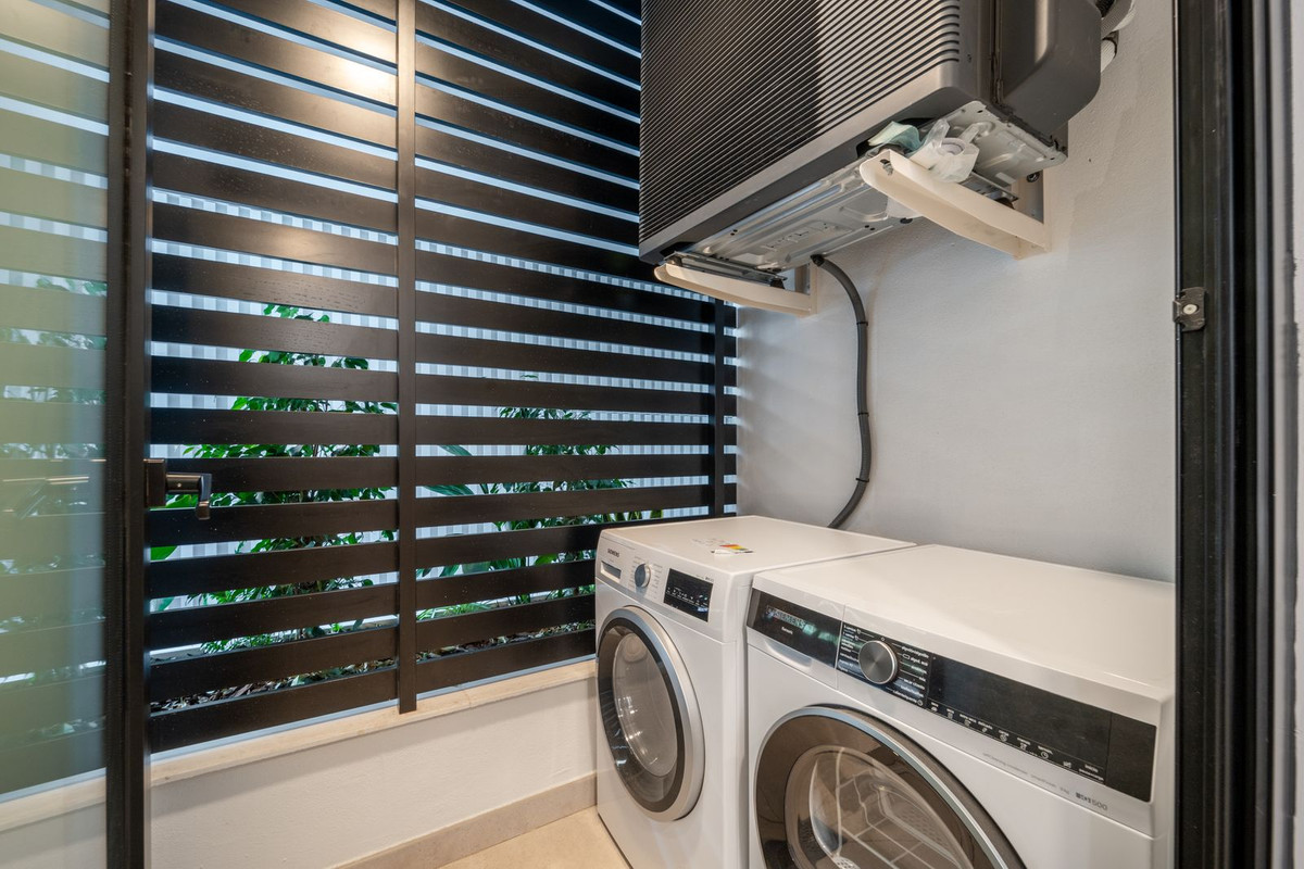 Se vende Apartamento Planta Baja de 2 dormitorios en Costa Del Sol, Málaga, España