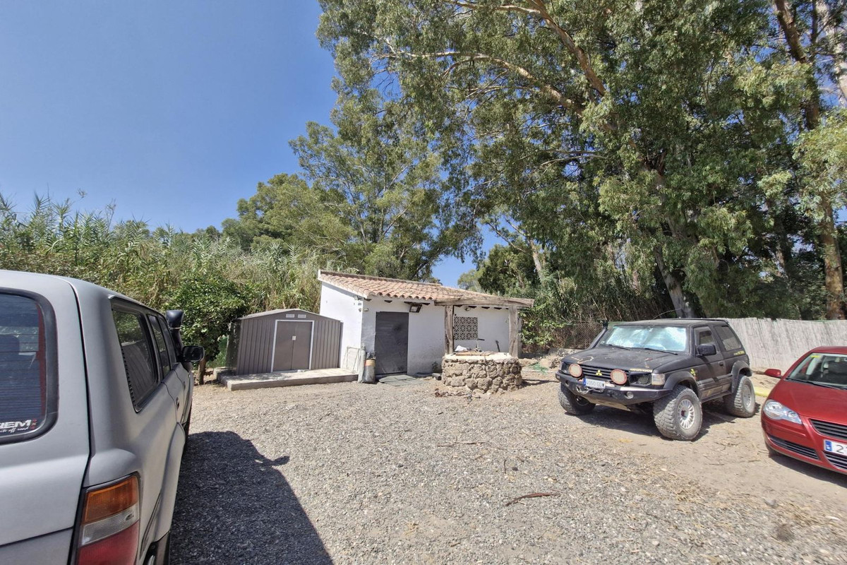 Se vende Finca - Cortijo de 4 dormitorios en Costa Del Sol, Málaga, España