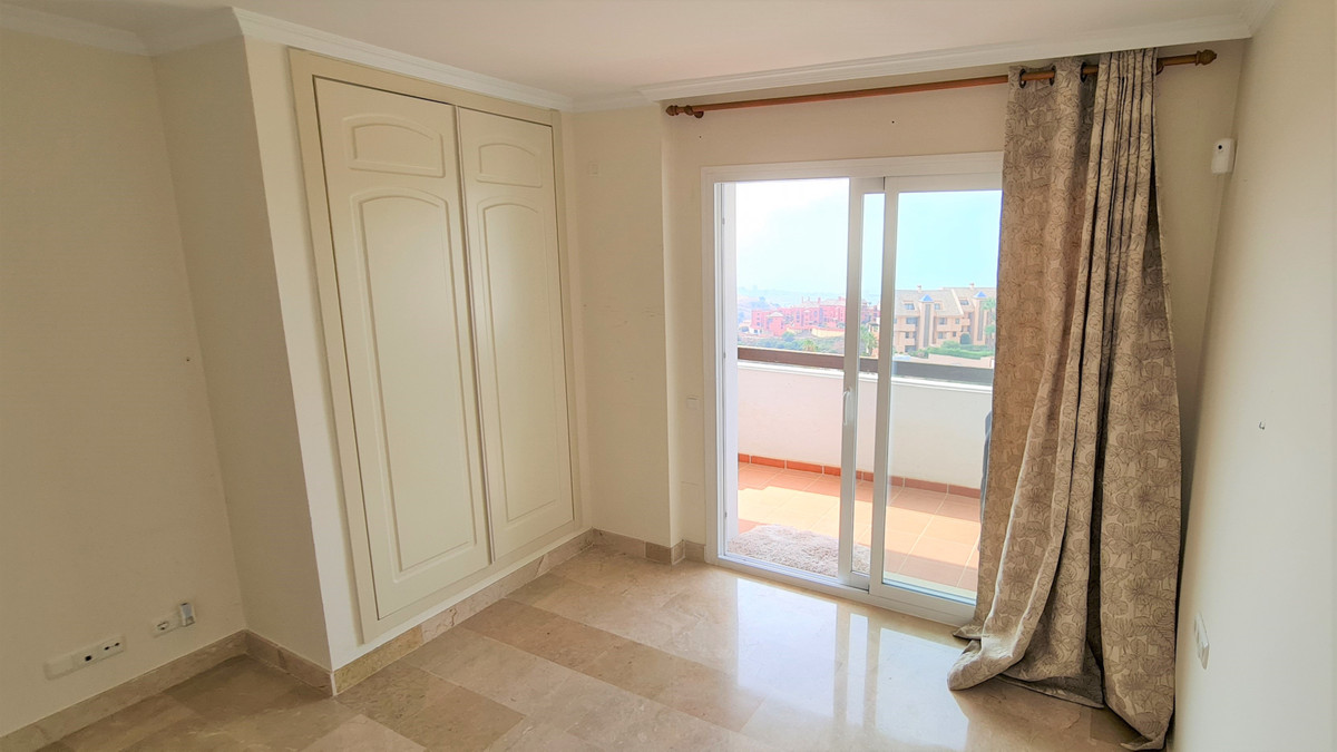 2 Bed Apartment for sale in Calahonda Costa Del Sol, Málaga, Spain