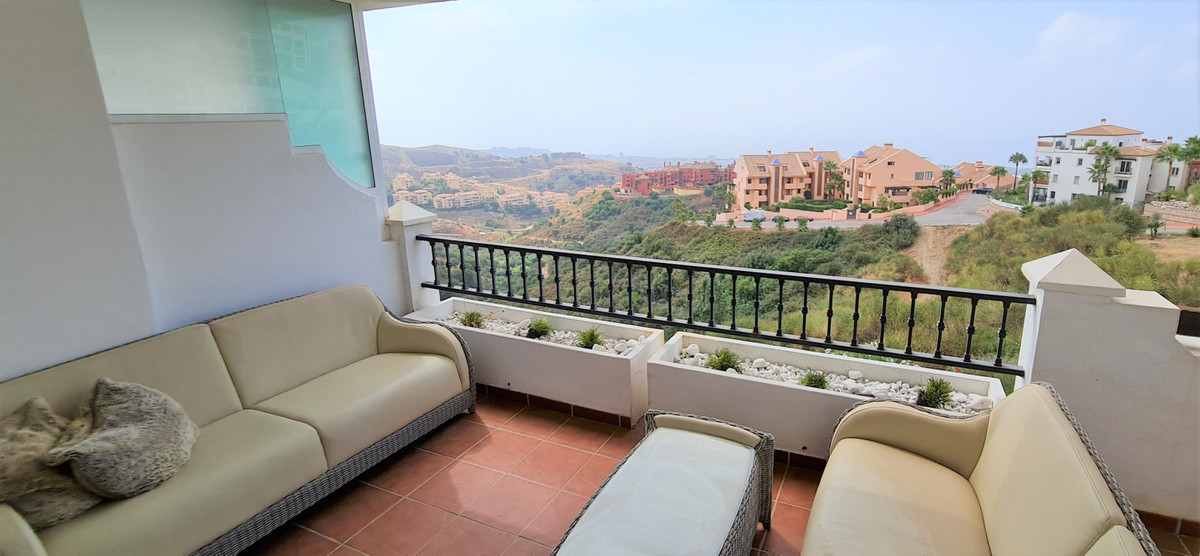 2 Bed Apartment for sale in Calahonda Costa Del Sol, Málaga, Spain
