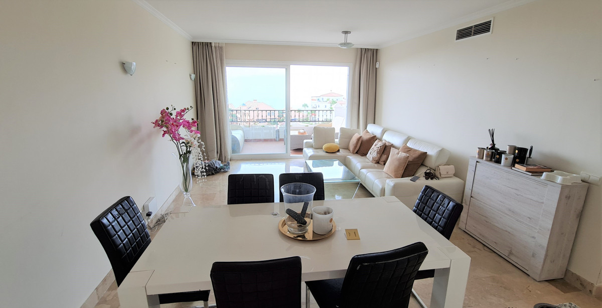 2 Bed Apartment for sale in Calahonda Costa Del Sol, Málaga, Spain