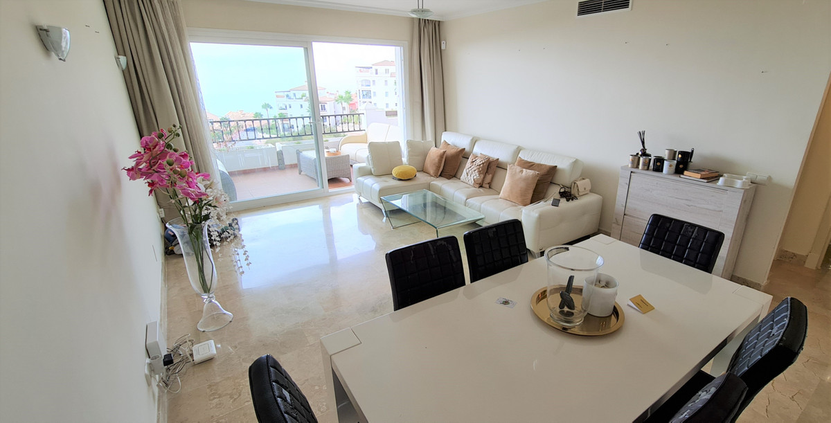 2 Bed Apartment for sale in Calahonda Costa Del Sol, Málaga, Spain