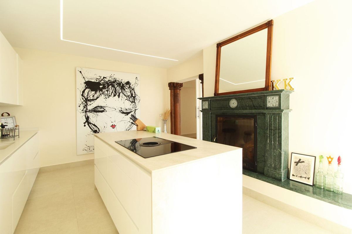3 Bed Apartment for sale in Guadalmina Alta Costa Del Sol, Málaga, Spain