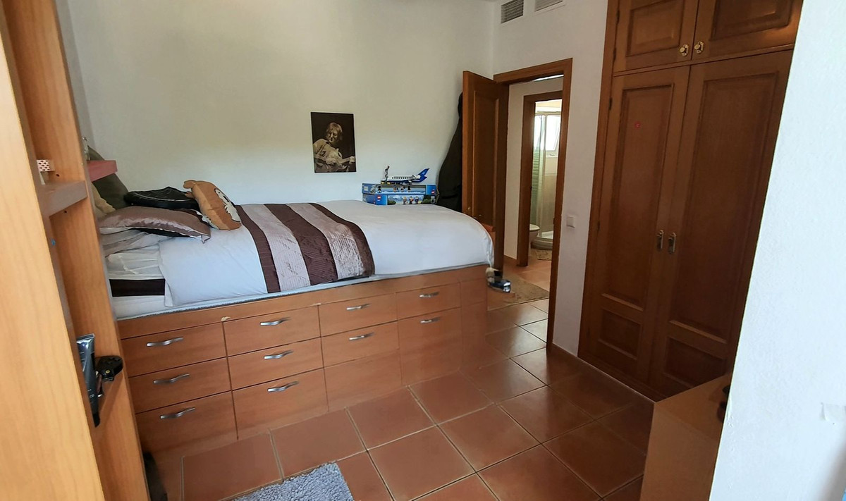 4 Bed Townhouse for sale in Fuengirola Costa Del Sol, Málaga, Spain