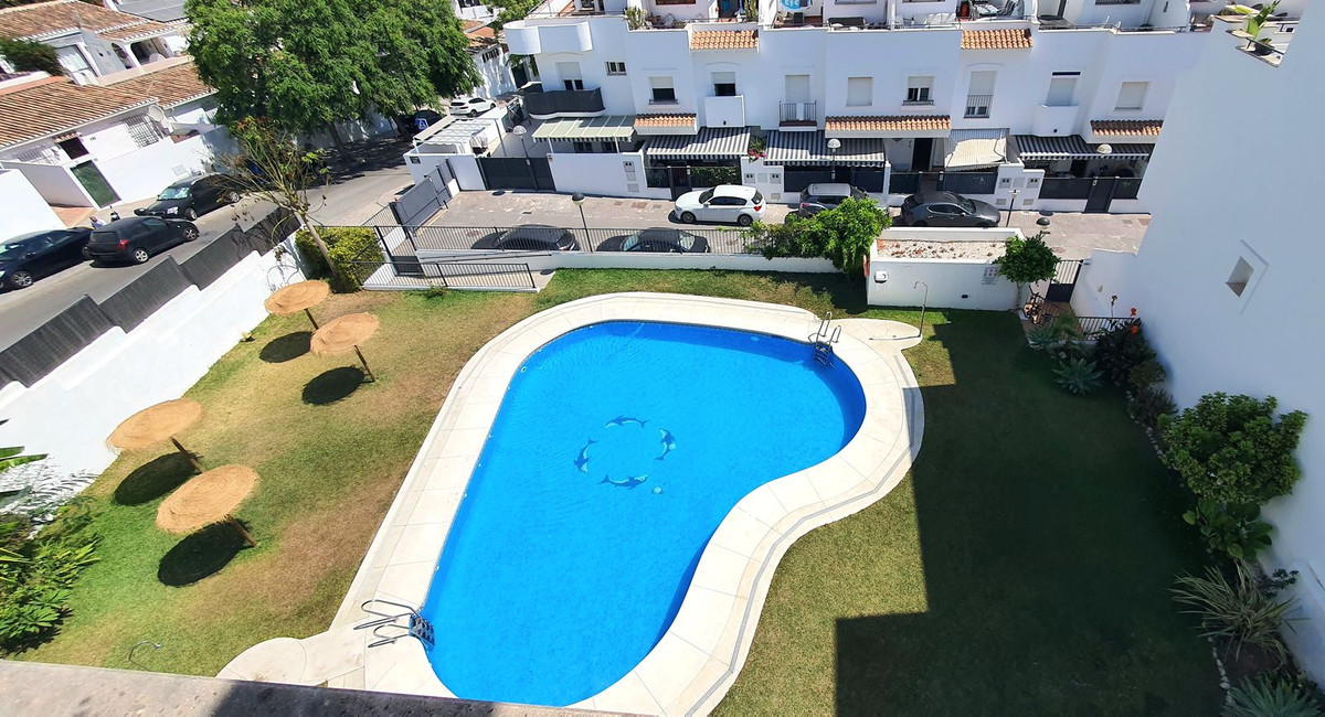 4 Bed Townhouse for sale in Fuengirola Costa Del Sol, Málaga, Spain