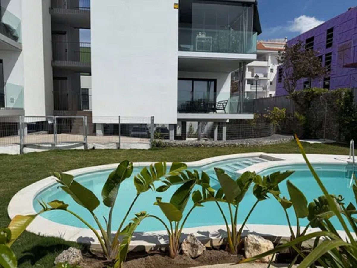 Se vende Apartamento Planta Media de 3 dormitorios en Costa Del Sol, Málaga, España