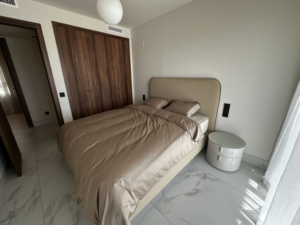 3 Bed Apartment for sale in San Pedro De Alcántara Costa Del Sol, Málaga, Spain