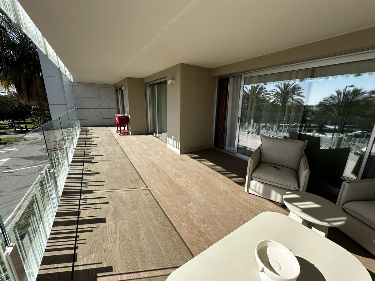 3 Bed Apartment for sale in San Pedro De Alcántara Costa Del Sol, Málaga, Spain