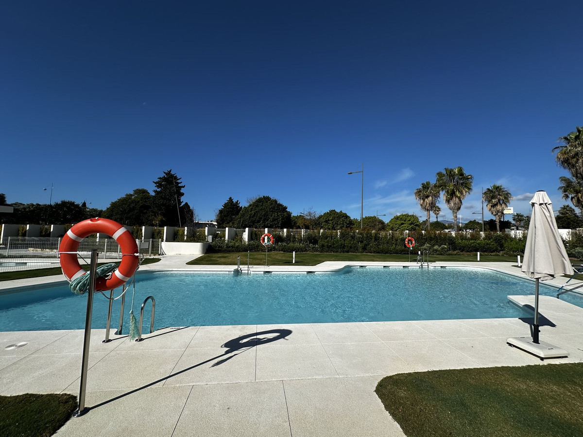 3 Bed Apartment for sale in San Pedro De Alcántara Costa Del Sol, Málaga, Spain