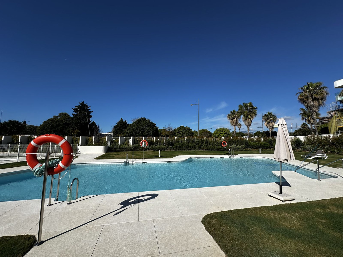 3 Bed Apartment for sale in San Pedro De Alcántara Costa Del Sol, Málaga, Spain