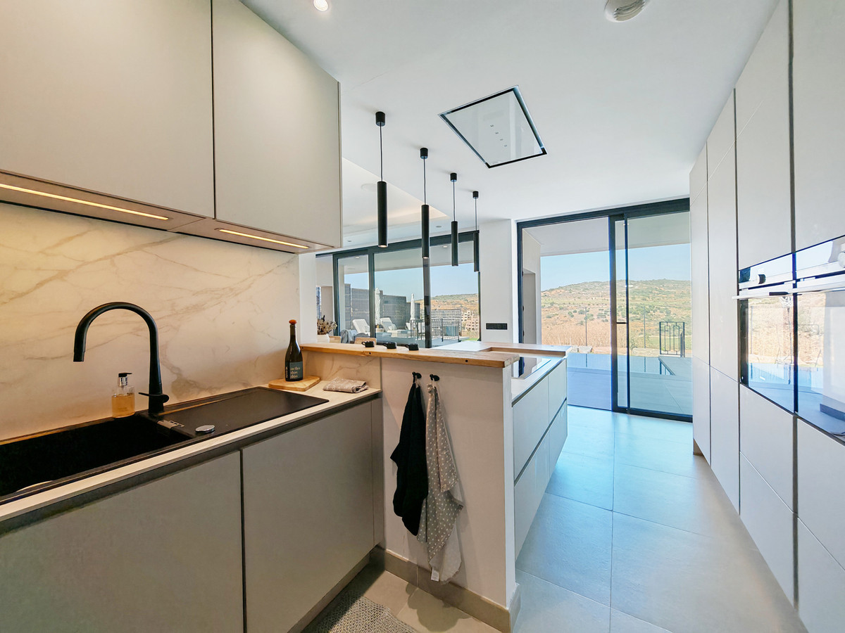 4 Bed Townhouse for sale in Estepona Costa Del Sol, Málaga, Spain