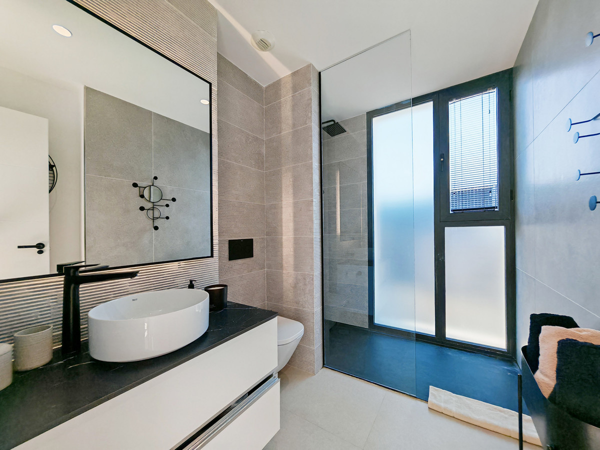 4 Bed Townhouse for sale in Estepona Costa Del Sol, Málaga, Spain