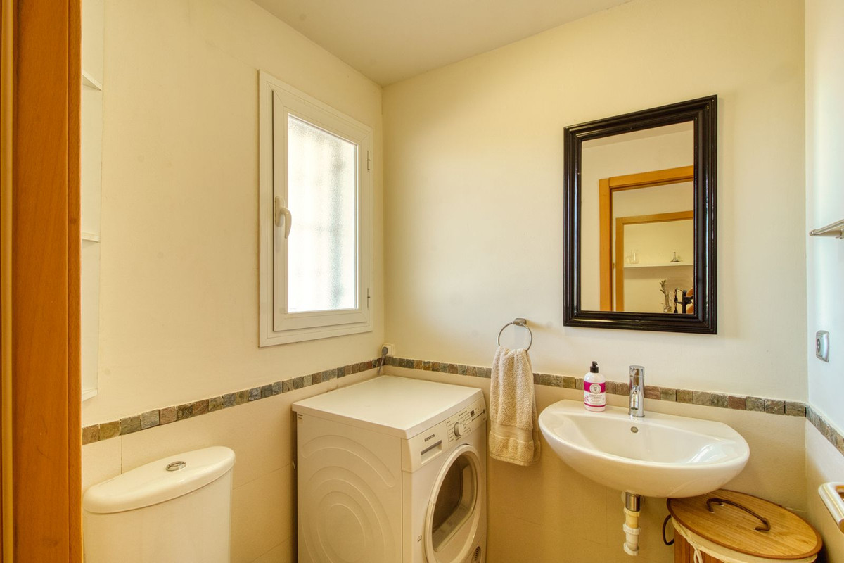 Se vende Adosada de 4 dormitorios en Costa Del Sol, Málaga, España