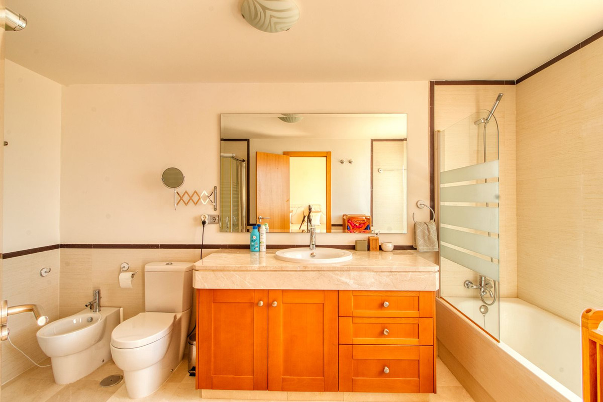 Se vende Adosada de 4 dormitorios en Costa Del Sol, Málaga, España