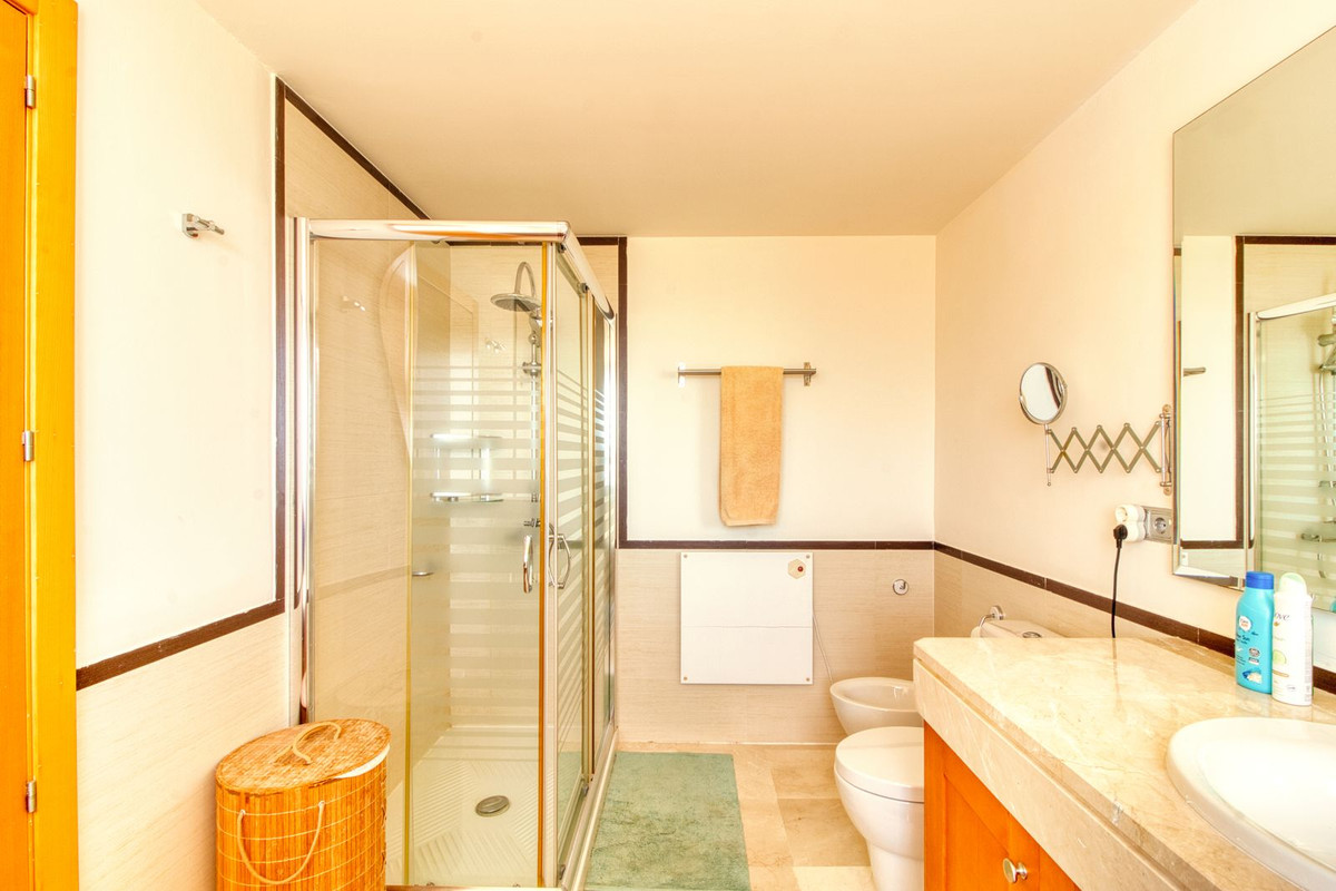 Se vende Adosada de 4 dormitorios en Costa Del Sol, Málaga, España