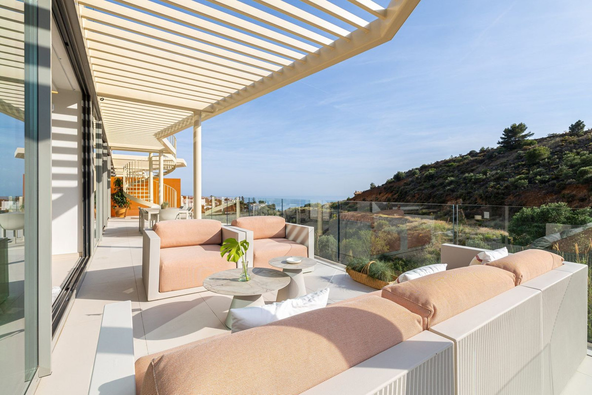 3 Bed Apartment for sale in Higueron Costa Del Sol, Málaga, Spain