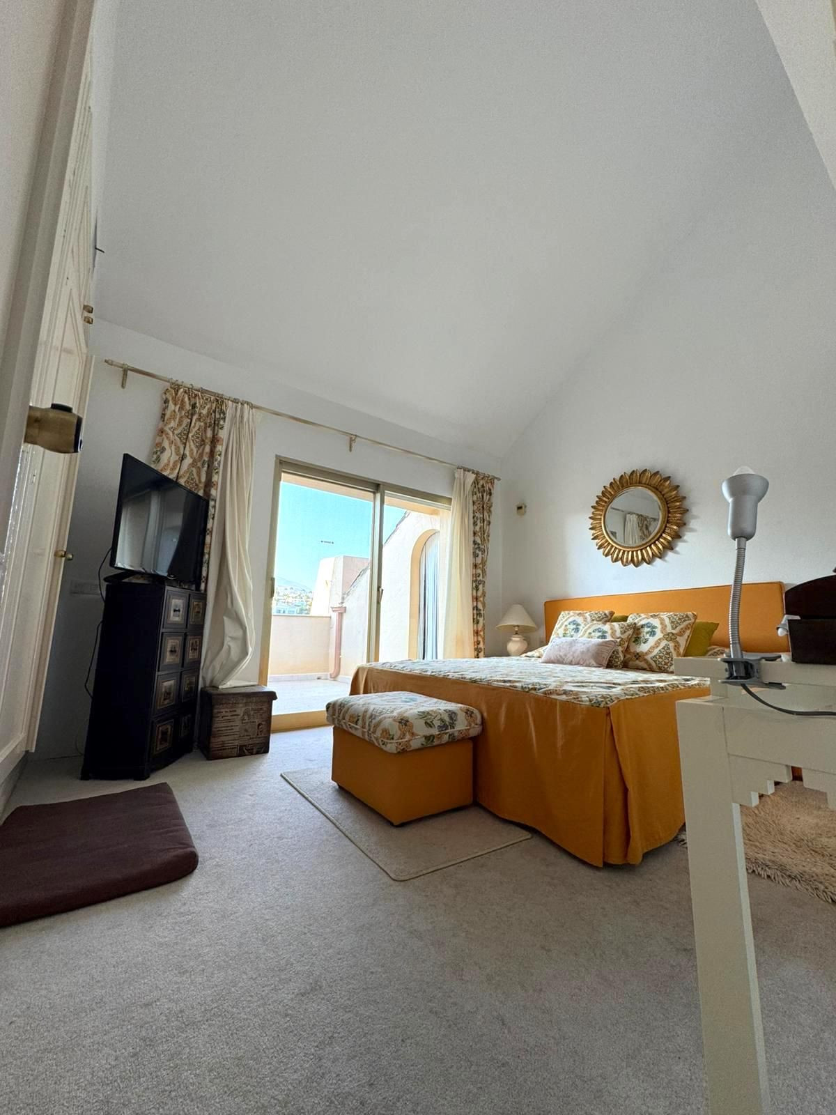 2 Bed Apartment for sale in Nueva Andalucía Costa Del Sol, Málaga, Spain