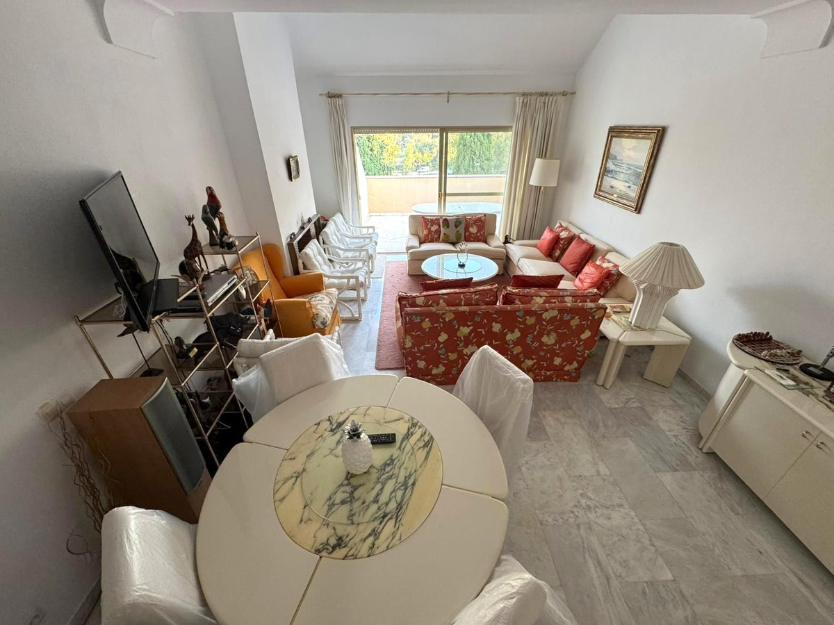 2 Bed Apartment for sale in Nueva Andalucía Costa Del Sol, Málaga, Spain