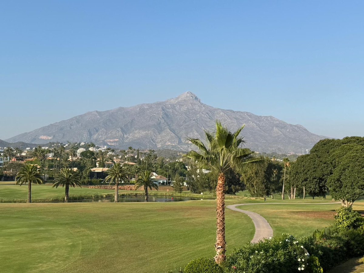 2 Bed Apartment for sale in Nueva Andalucía Costa Del Sol, Málaga, Spain