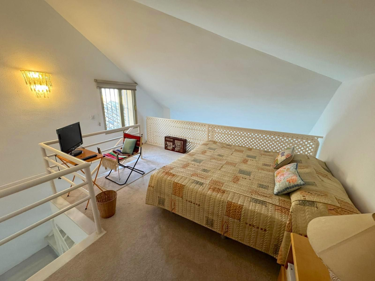 2 Bed Apartment for sale in Nueva Andalucía Costa Del Sol, Málaga, Spain