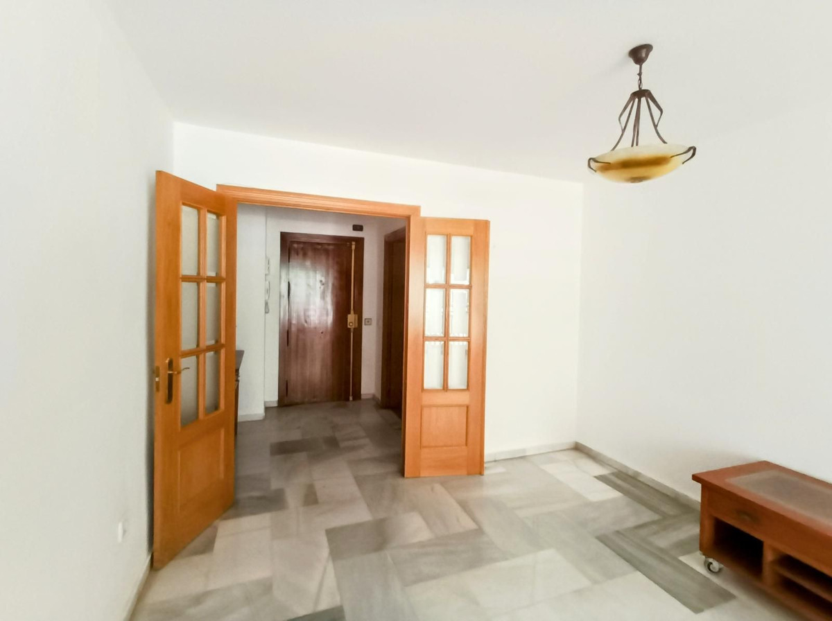 4 Bed Apartment for sale in La Carihuela Costa Del Sol, Málaga, Spain