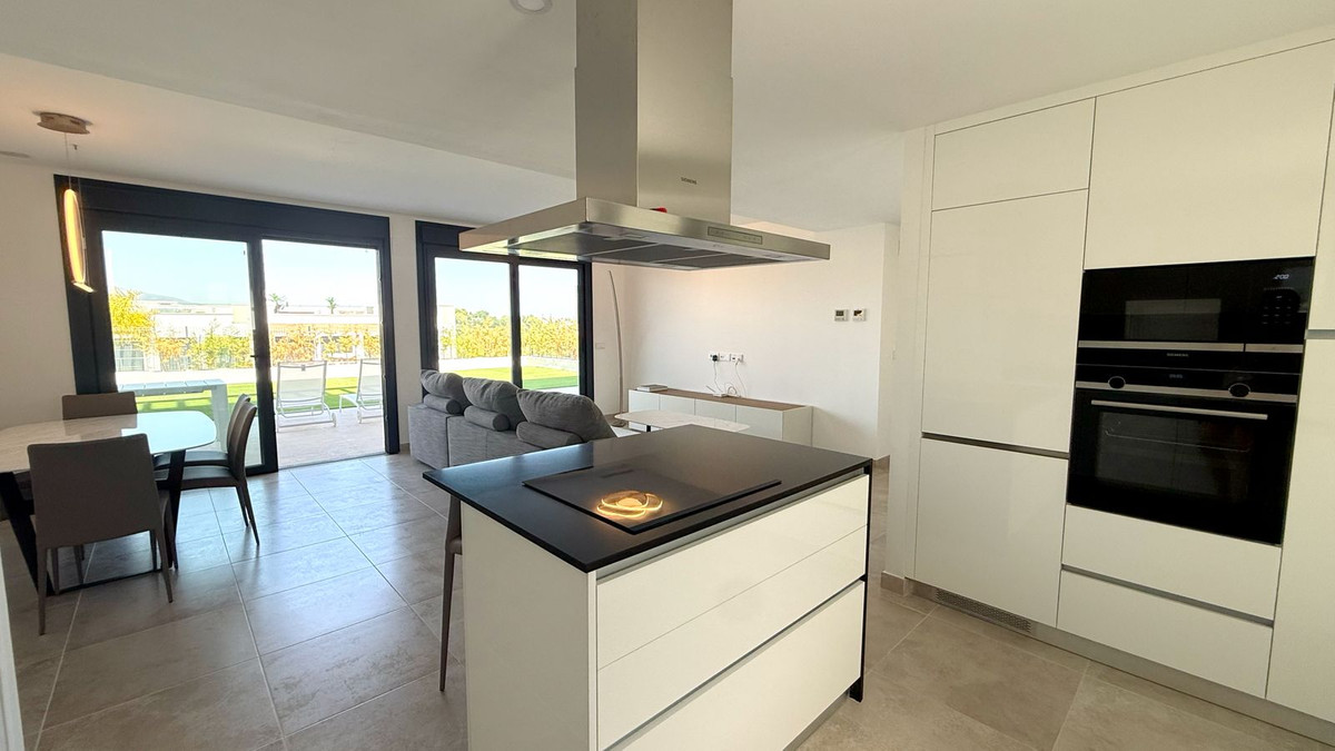 3 Bed Apartment for sale in Atalaya Costa Del Sol, Málaga, Spain