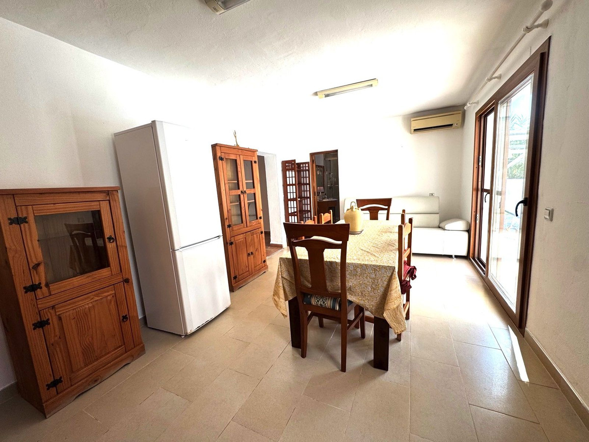 Se vende Adosada de 2 dormitorios en Costa Del Sol, Cadiz, España